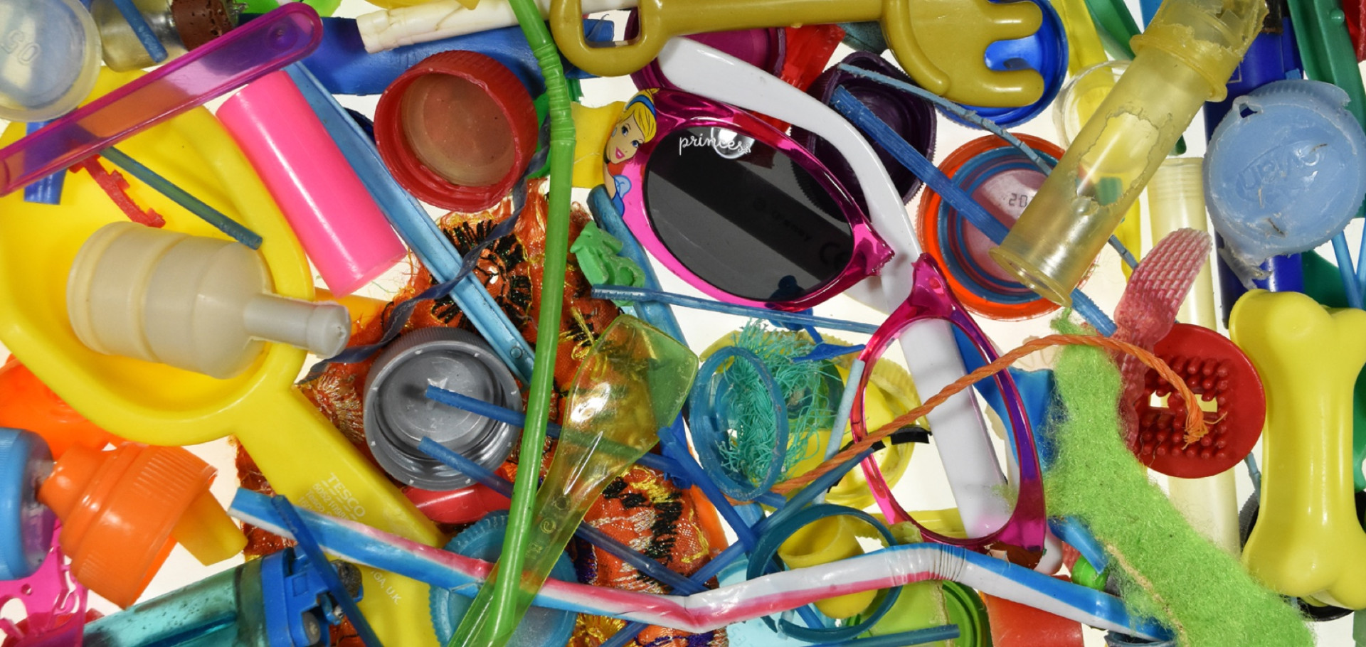 Rubbish Photos – Southend Beach Rubbish Project